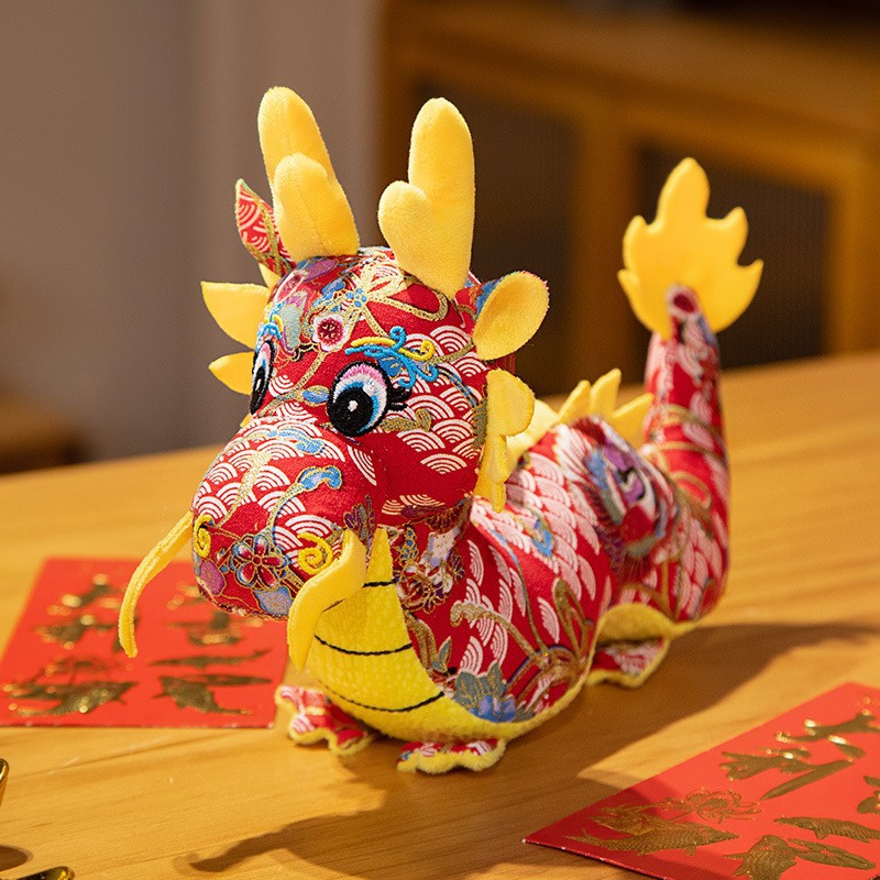 Плюшевые игрушки года китайского дракона